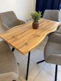Mesa de comedor claro